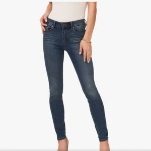 Vince Camuto 5 pocket jeans size 4 (27)